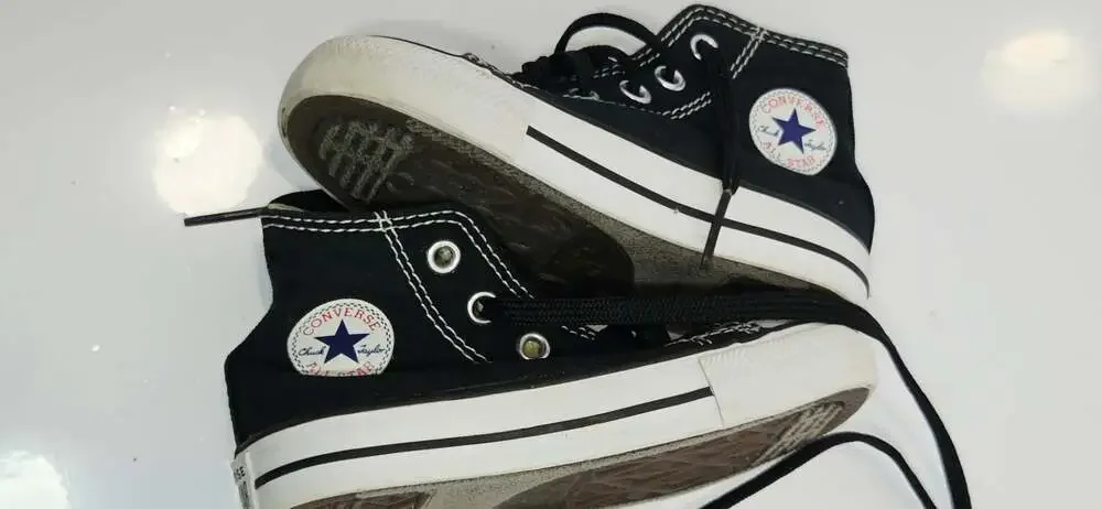 Converse pre owned